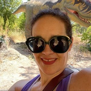 Meet your Posher, Marissa